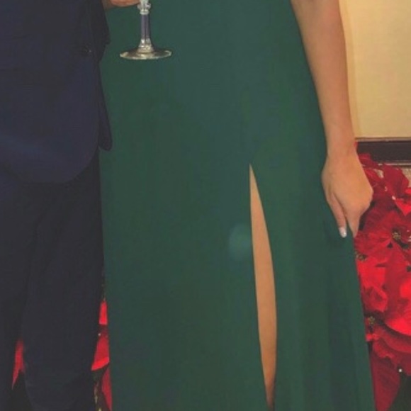 Windsor size L green cold shoulder chiffon dress - Picture 2 of 4